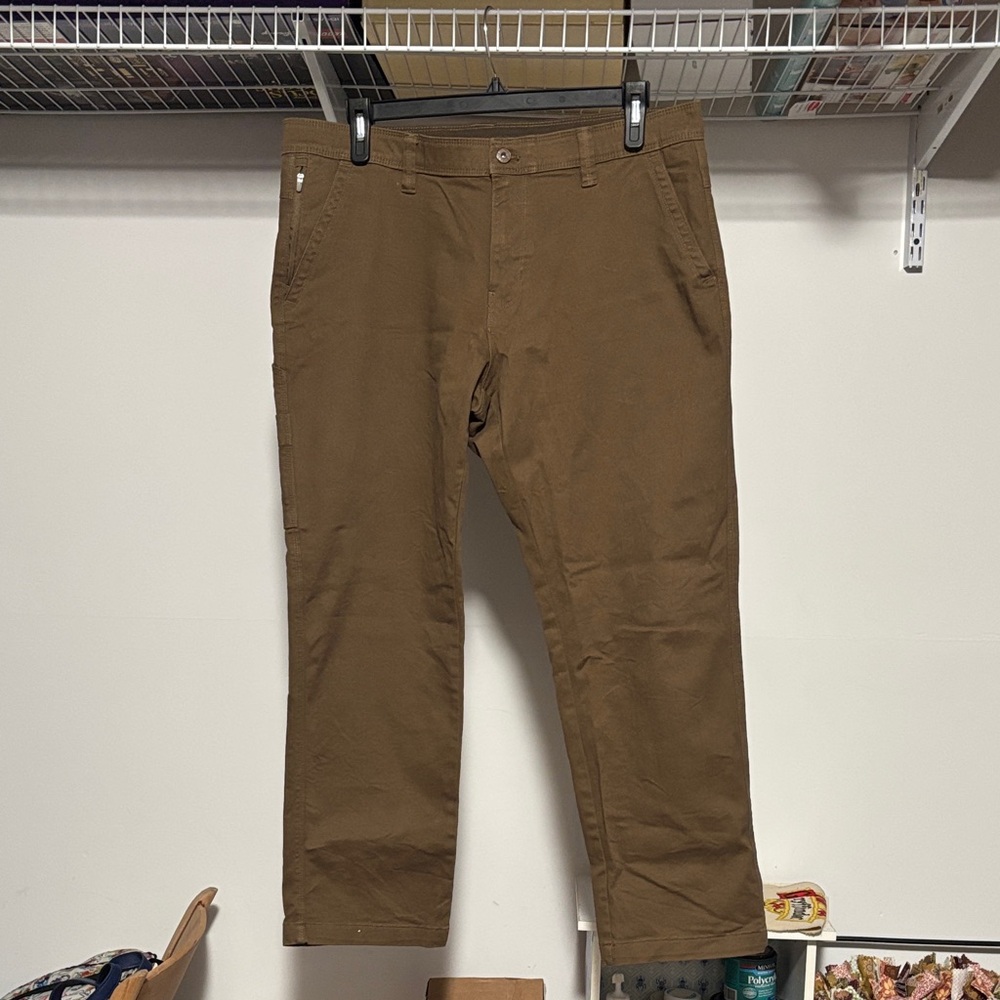 Never Worn Weatherproof WP Men’s Tech Utility Pants Size 36” x 30”.